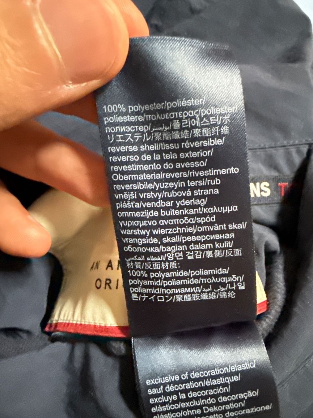 Tommy Hilfiger Giacche: Tommy Hilfiger Reversible Down Jacket Grösse L – Usato da Zürich venduto da azi_vpl9 7