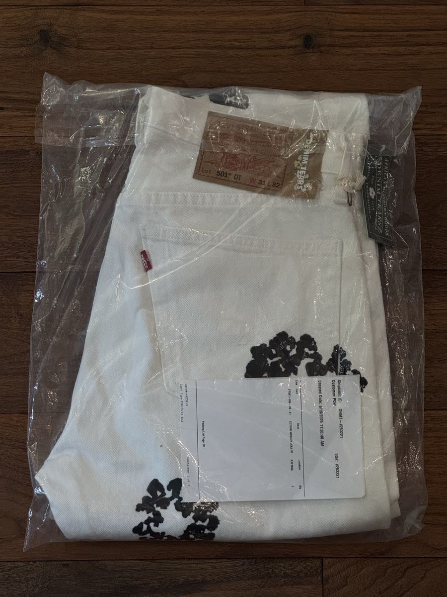 Levi's Jeans: levis 501 x denim tears  – Nuovo e nell'imballaggio originale da Zürich venduto da one_6cds