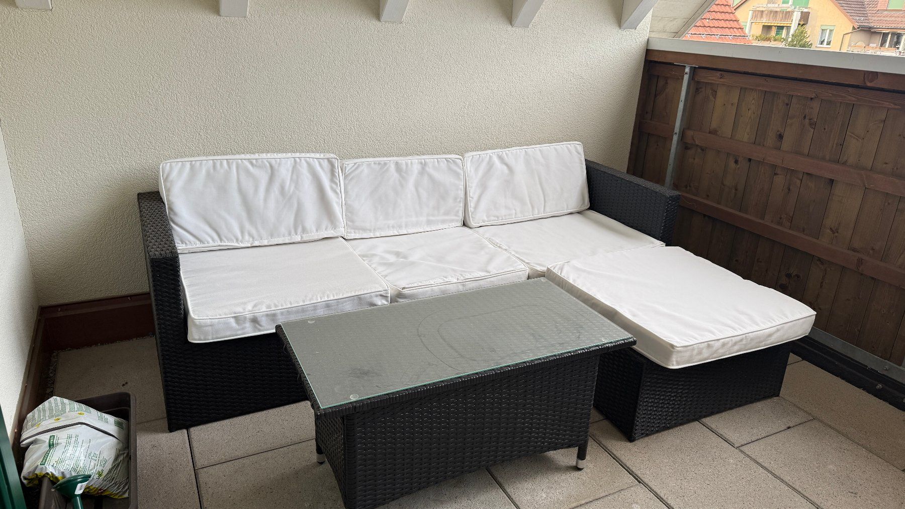 Divani: Garten Lounge Set (Sofa + Tisch) – Usato da Zürich venduto da isa_xd88 1