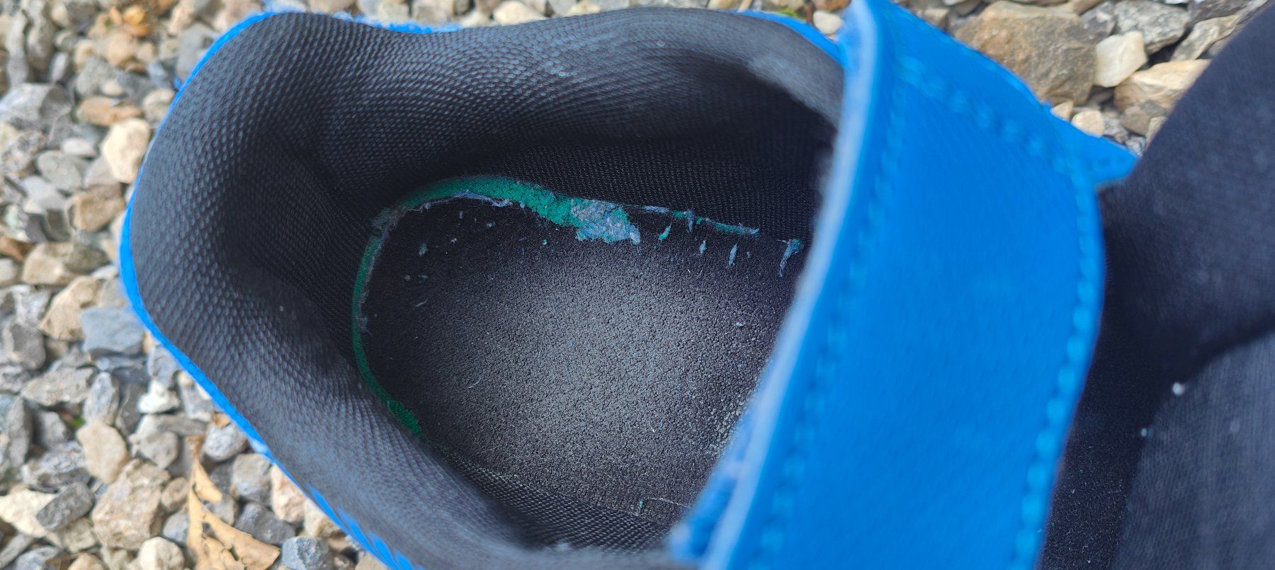Puma Schuhe für Jungen: Hallenturnschuh Gr. 36 – Gebraucht aus Lostorf von prikyb 5