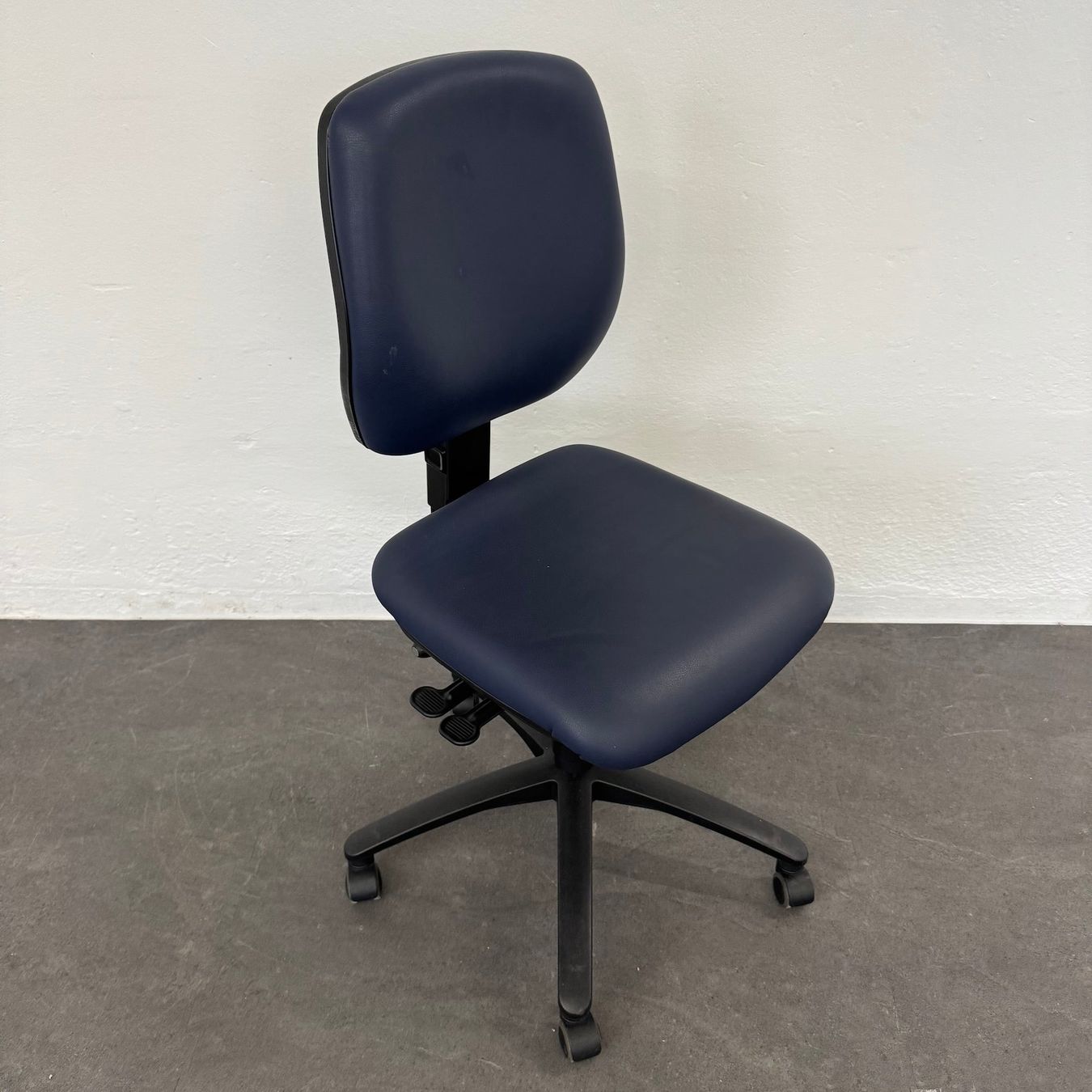 Sedie: Dauphin Classic Arbeitsdrehstuhl – Usato da Schönenwerd venduto da mcofficeshop 1