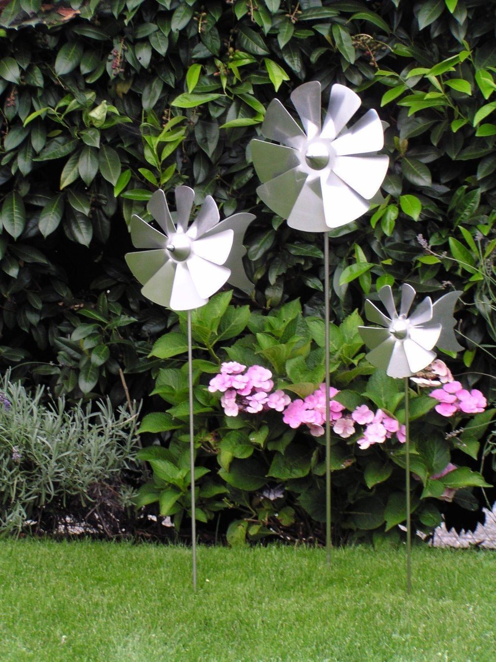 Tutte le decorazioni: Windrad aus Aluminium Ø 28 cm – Nuovo e nell'imballaggio originale da Steffisburg venduto da Joya-01