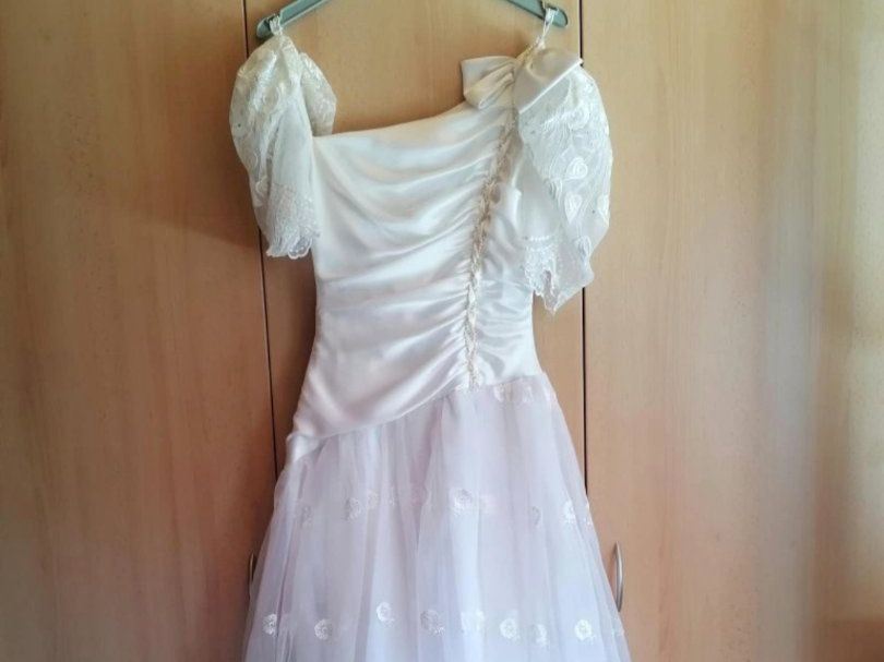 Kleider: Brautkleid – Gebraucht aus Charmey (Gruyère) von Balinea 2