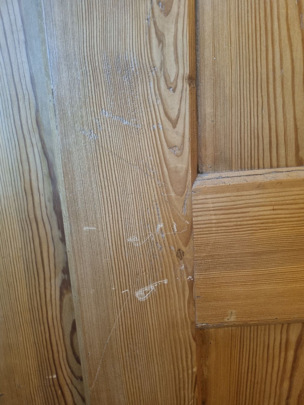Armadi: Armoire en bois, 2, antique – Usato da La Chaux-de-Fonds venduto da edo_78yz 1