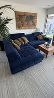 Grosses Sofa/Couch in blau (elektronisch ausziehbar)