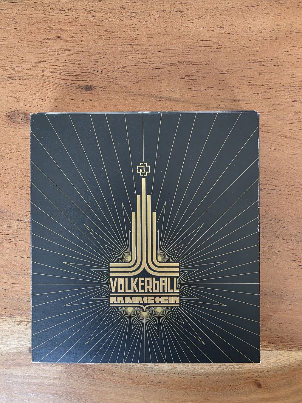 CD: Rammstein Völkerball (CD + DVD Package), Special Edition. – Nuovo (secondo la descrizione) da Zürich venduto da Leica.C89 1