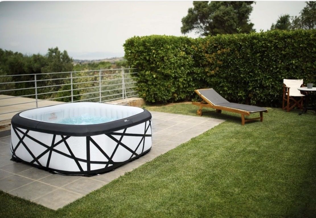 Whirlpool: MSpa Whirlpool Soho, 185x185x68cm – Usato da Ebikon venduto da Stoeckhe