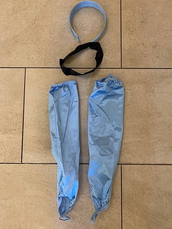 Kleider: Robe Cendrillon, état: neuve, taille XL – Gebraucht aus Lausanne von DDPB 1