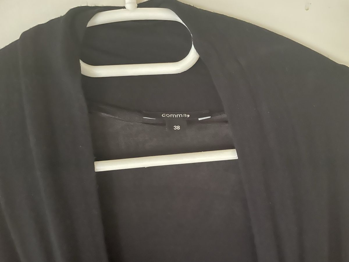 Comma Jacken: Strickjacke Comma Gr. 38 – Gebraucht aus Münchenstein von Kapris 2