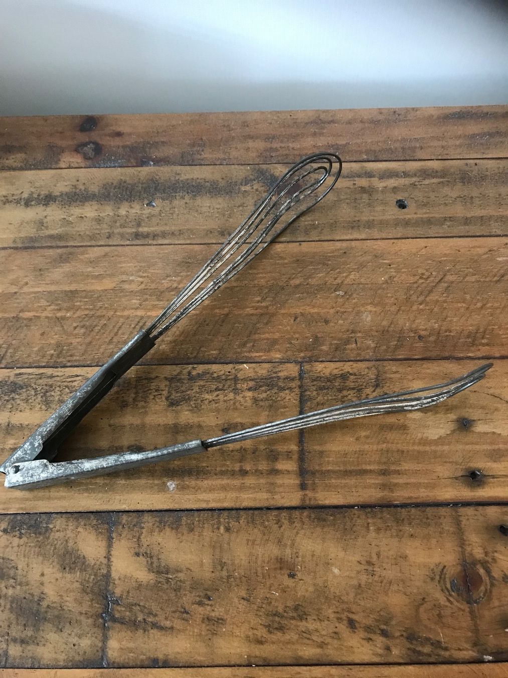 Elettrodomestici da cucina: Alter Tellerbesen Flachschneebesen Küchenzange – Usato da Rapperswil SG venduto da cosiba01 4