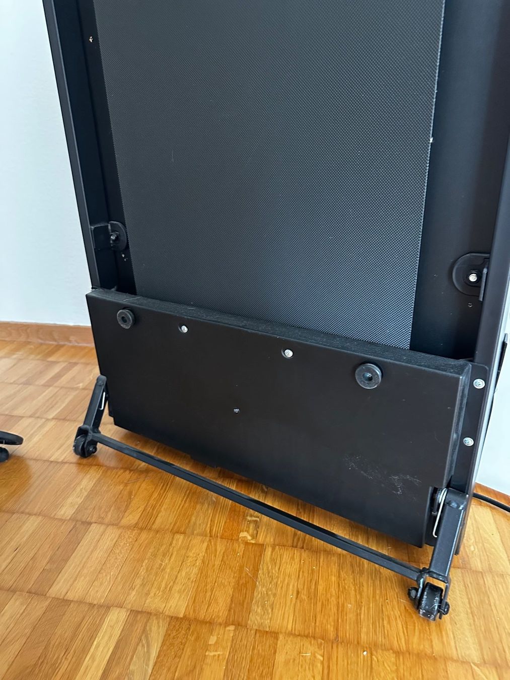 Gonser Hometrainer: Laufband Walking Pad LOWFIRE schwarz – Gebraucht aus Zürich von Annalauber 2