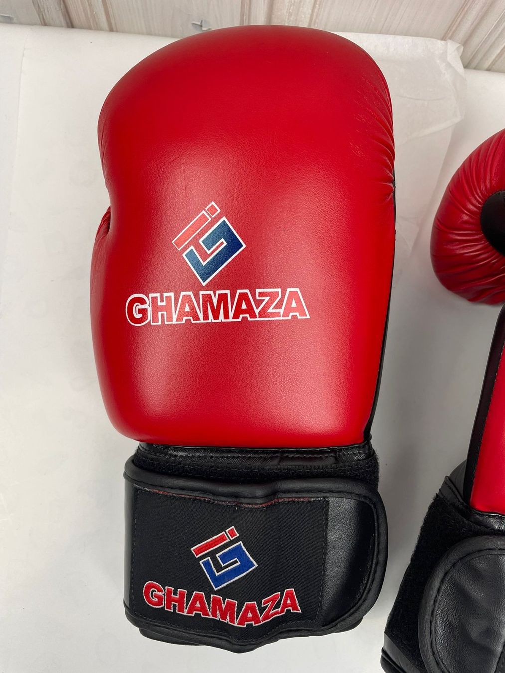 Guanti & manicotti: Rote Boxhandschuhe von Ghamaza - Training oder Sparring 🥊 – Nuovo e nell'imballaggio originale da Wängi venduto da LiqKojote 2