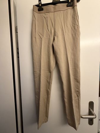 Uniqlo Hosen elastisch Leggings Gr. S  beige wie neu