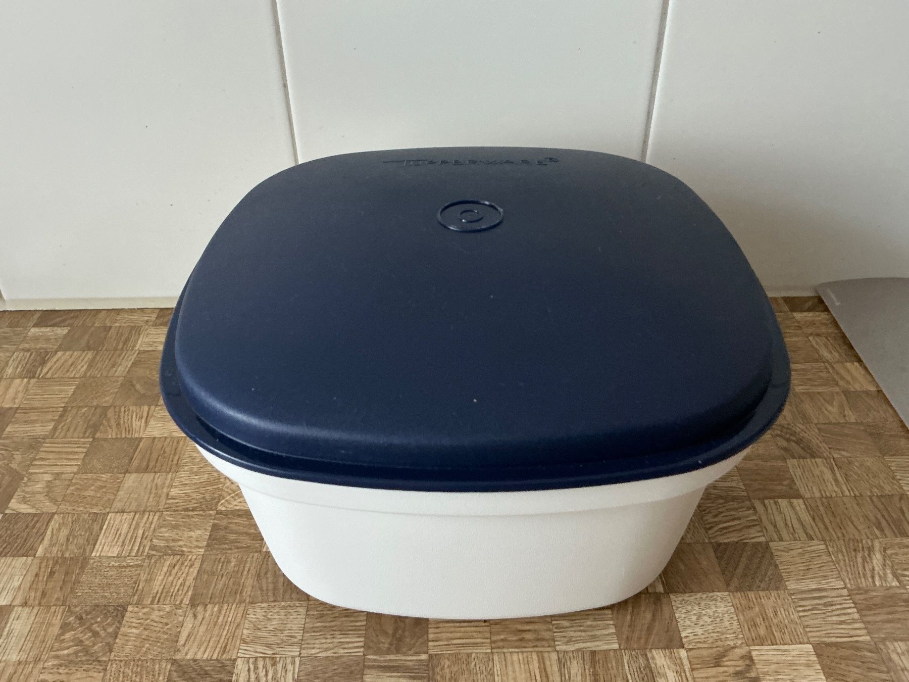 Tupperware Contenitori & Simili: Tupperware Multi-Server – Usato da Birmensdorf ZH venduto da Hilhan