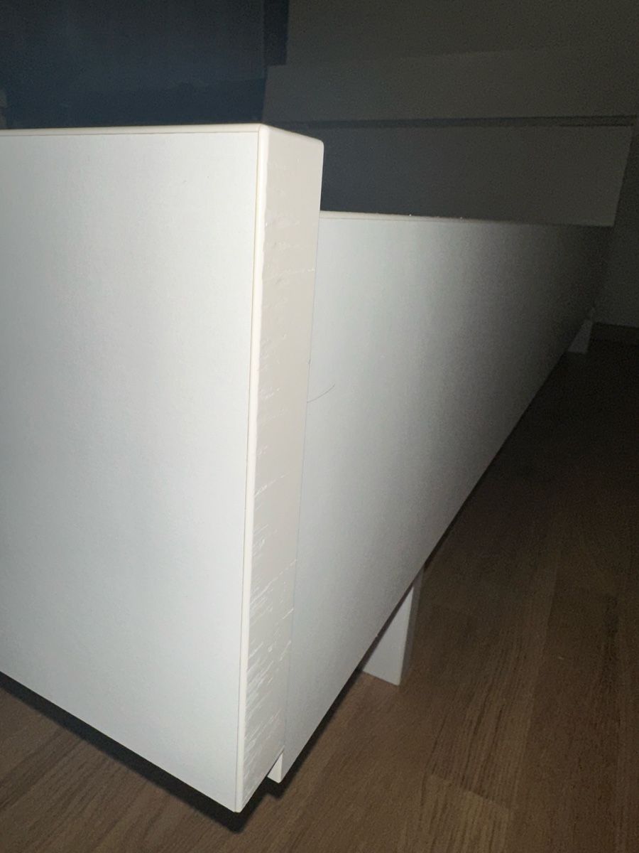 Letti: Bett mit Lattenrost und integrierter Beleuchtung – Usato da Schübelbach venduto da Synonymous 5