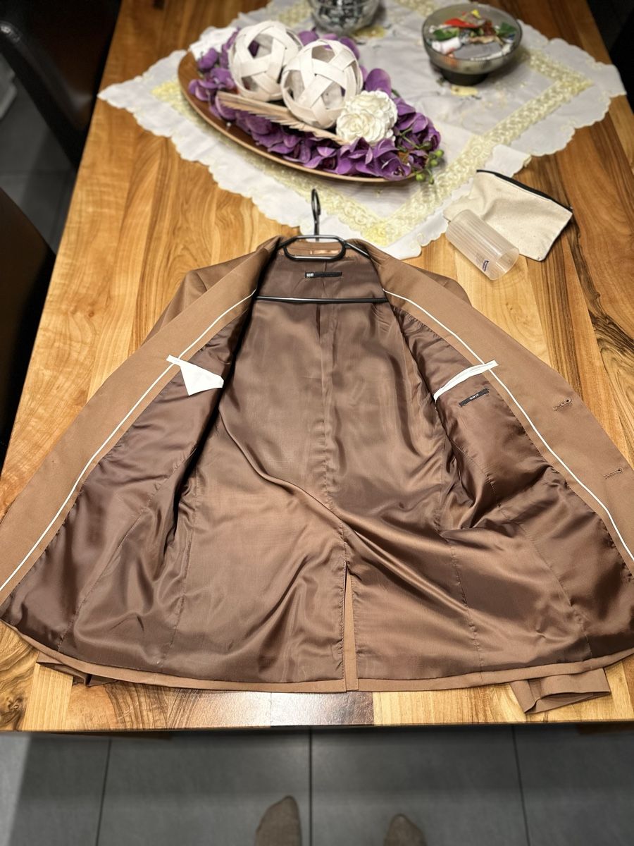We Costumes: WE Jacke  – D'occasion à Glattbrugg par Samuelcolella 1