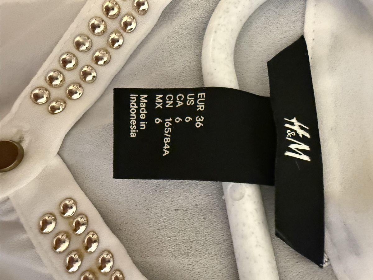 H&M Chemisiers: Damen Bluse Gr.36 – D'occasion à Pfungen par Outlet64 3