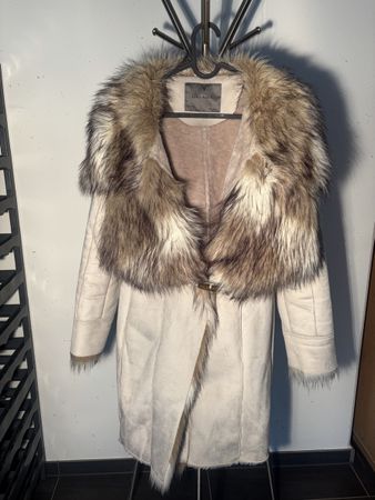 Zara Basic Mantel Kunstfell hellbeige Grösse S