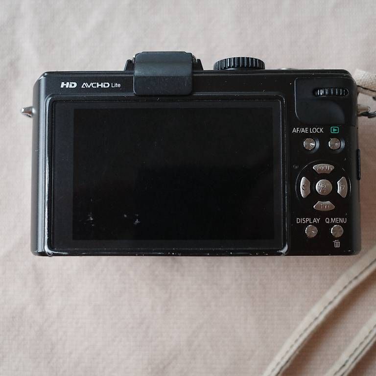 Fotocamera: Panasonic Lumix LX5 Black – Usato da Genève venduto da fotos.grafo 3