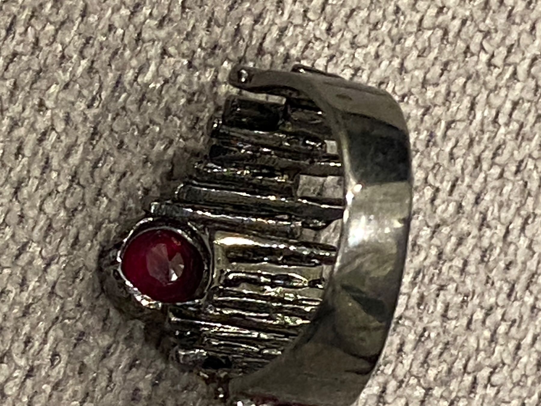 Anelli: Rubin Ring – Nuovo (secondo la descrizione) da Liestal venduto da Goldart 4