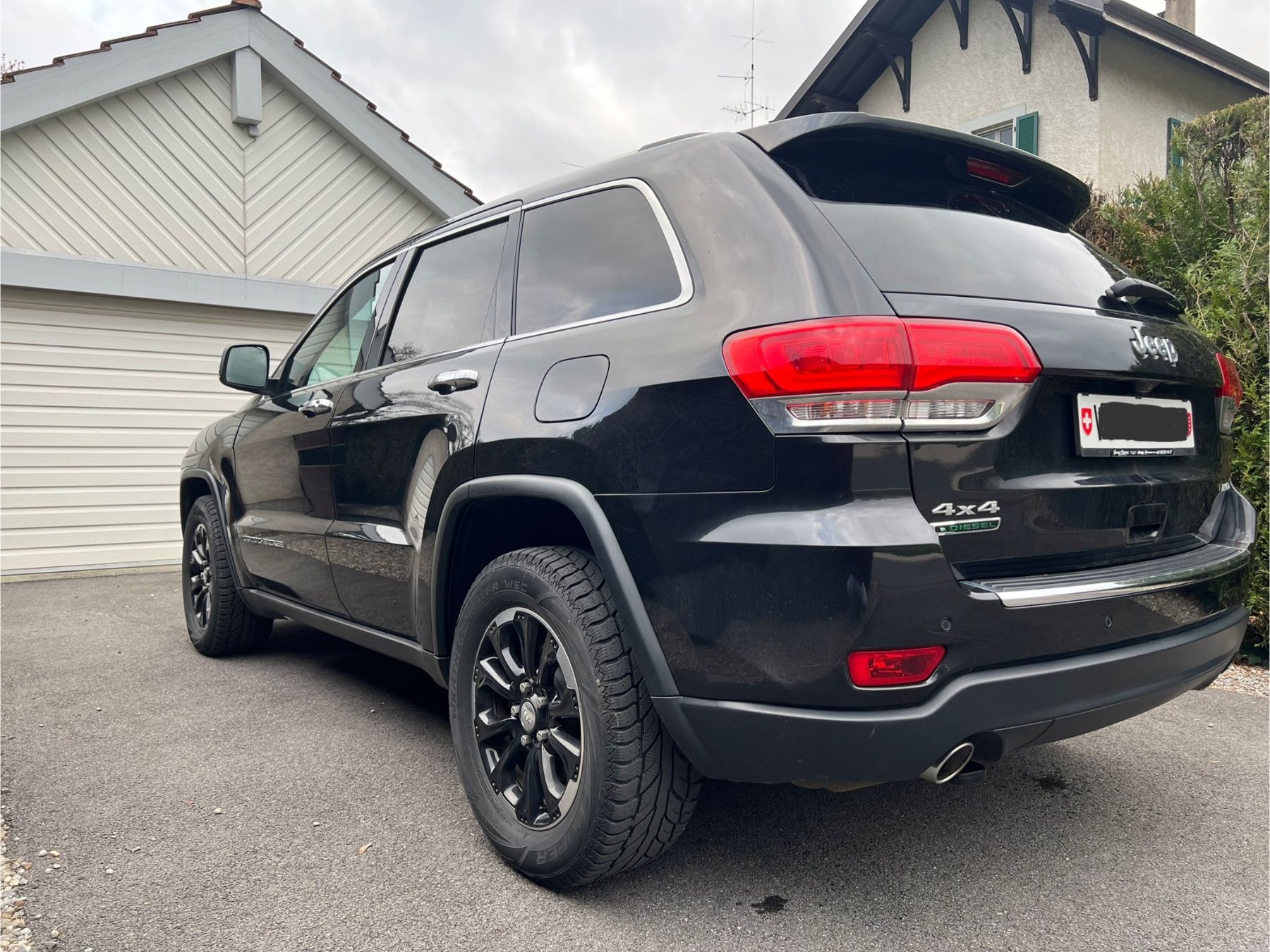 Jeep Autos: Jeep grand Cherokee – Gebraucht aus VANDOEUVRES von Rom410 3