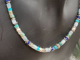 Collier fein und edel, versch. Edelsteine