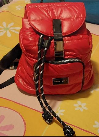 Rucksäcke in verschiedenen Farben ( preis pro stk )