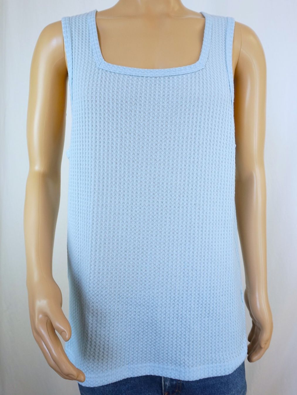 T-shirt: Kleiderset Manfinity 4 Tanktops versch. Farben – Usato da Pratteln venduto da Restwert_Pratteln 6