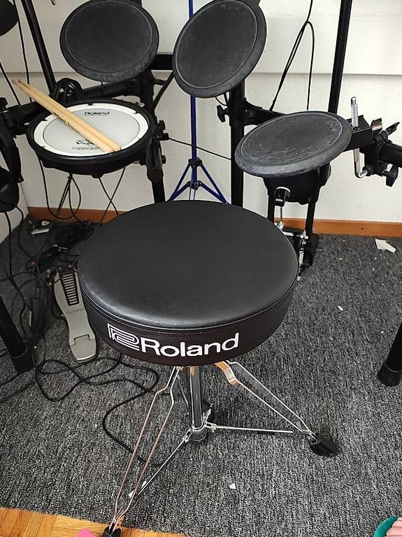 Roland Strumenti musicali: Batterie électronique Roland – Usato da Rolle venduto da ngesson 1