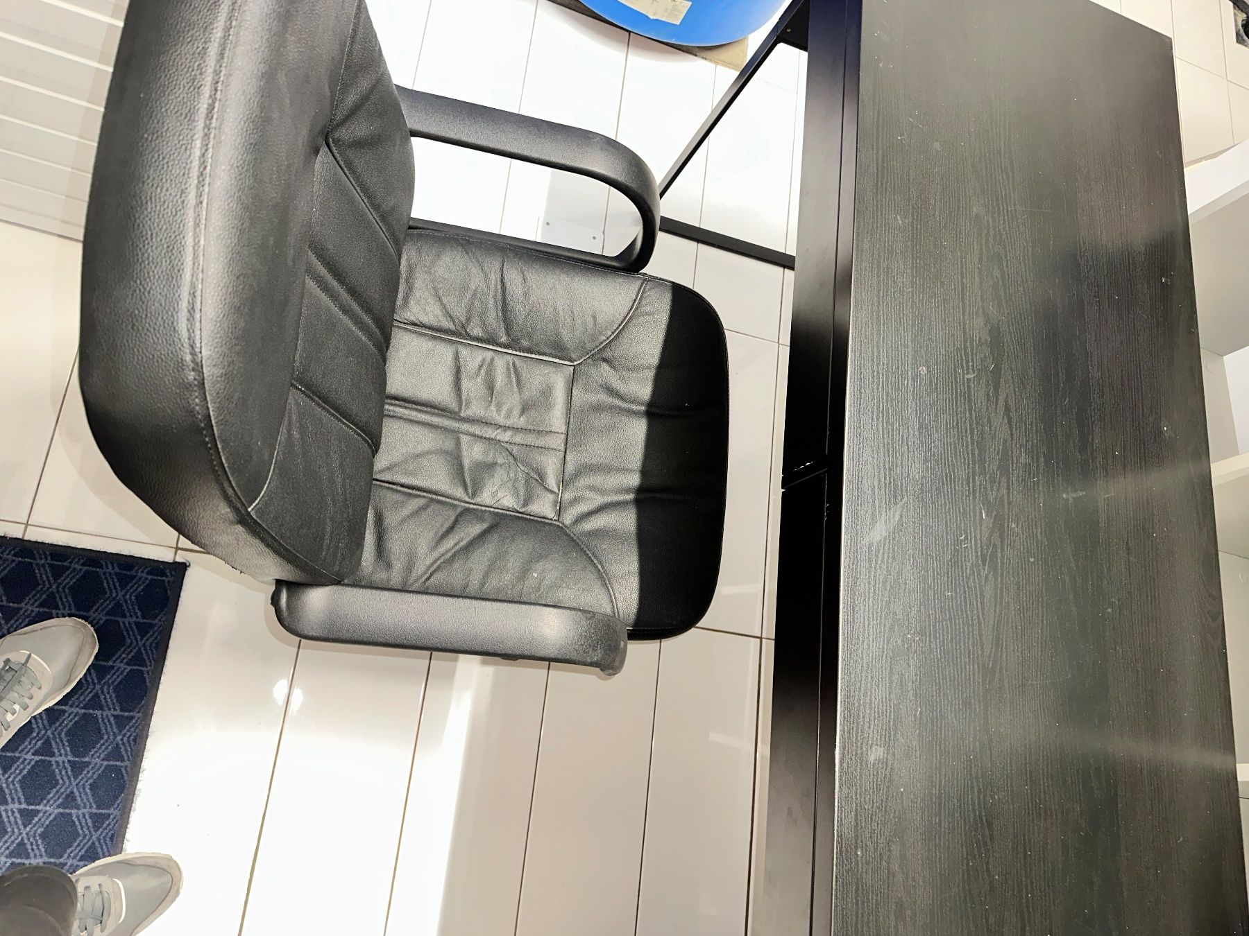 Scrivanie: Ikea Mickey Tisch mit Stuhl – Usato da niederhasli venduto da rami016 5
