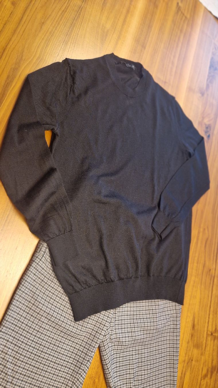 Next Lotti & Set di vestiti: Next & MNG: 2 Herren Pullover  mit Hose, Gr. S, Top Zustand – Usato da Widnau venduto da Smanitu 6