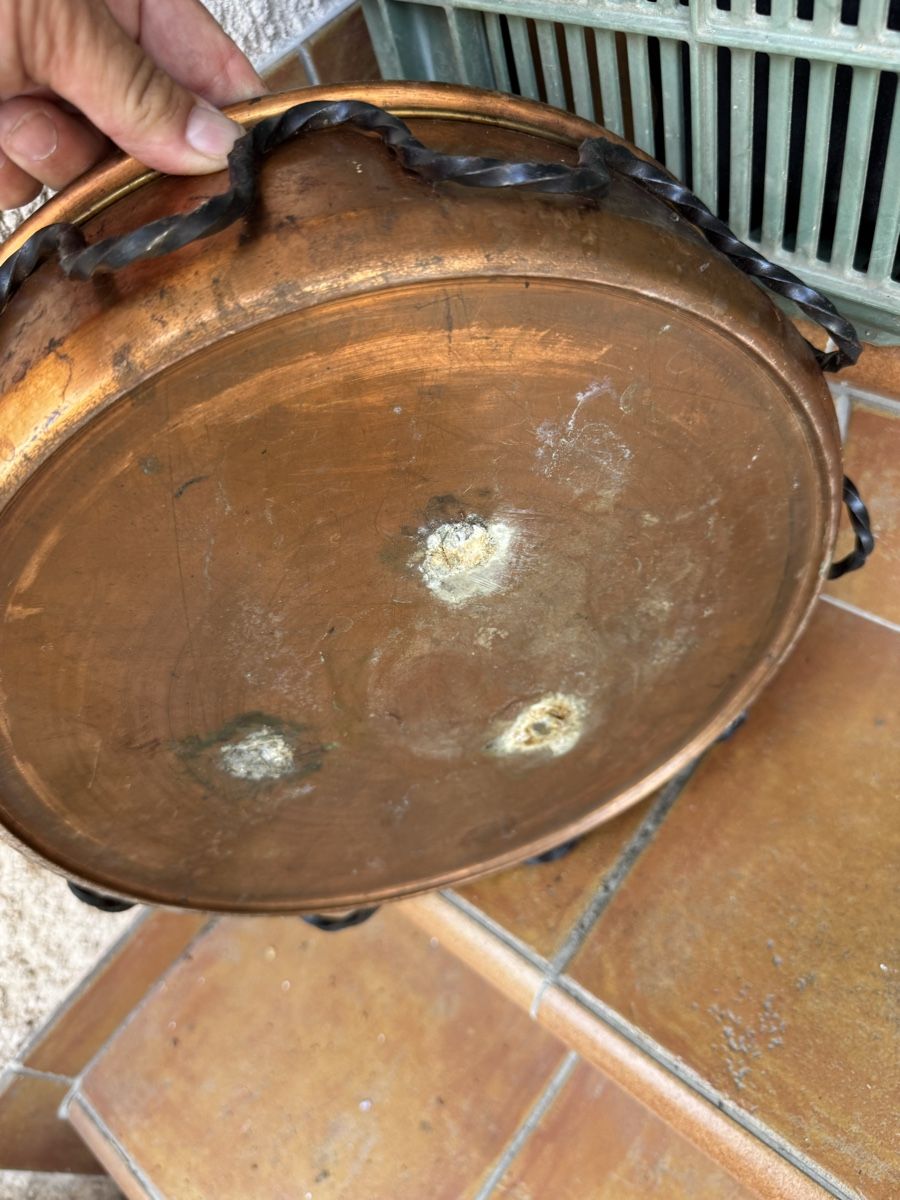 Tutte le decorazioni: Plat cuivre avec poignées fer forgé  34 cm – Usato da Veyrier venduto da kimedovapa 2