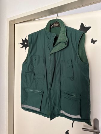 Grüne Winterweste, gefüttert, viele Taschen, Top Zustand!...