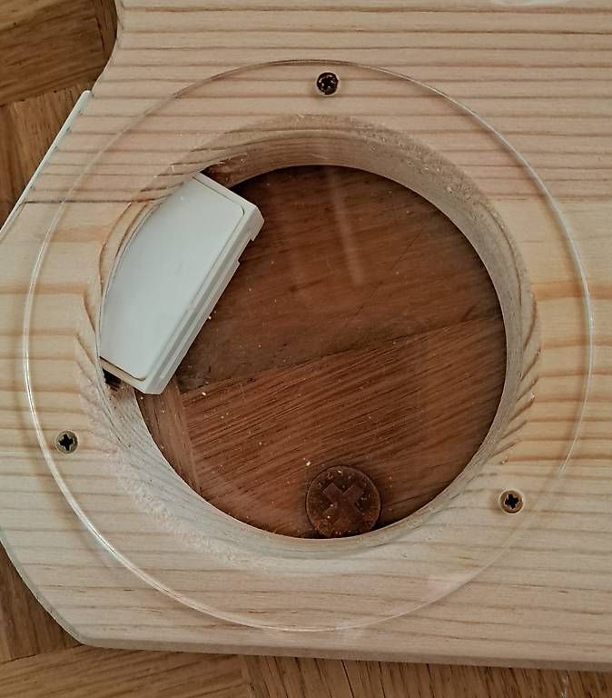 Salvadanai: Bärenkässeli aus Holz – Usato da Märwil venduto da SchmidC14 2