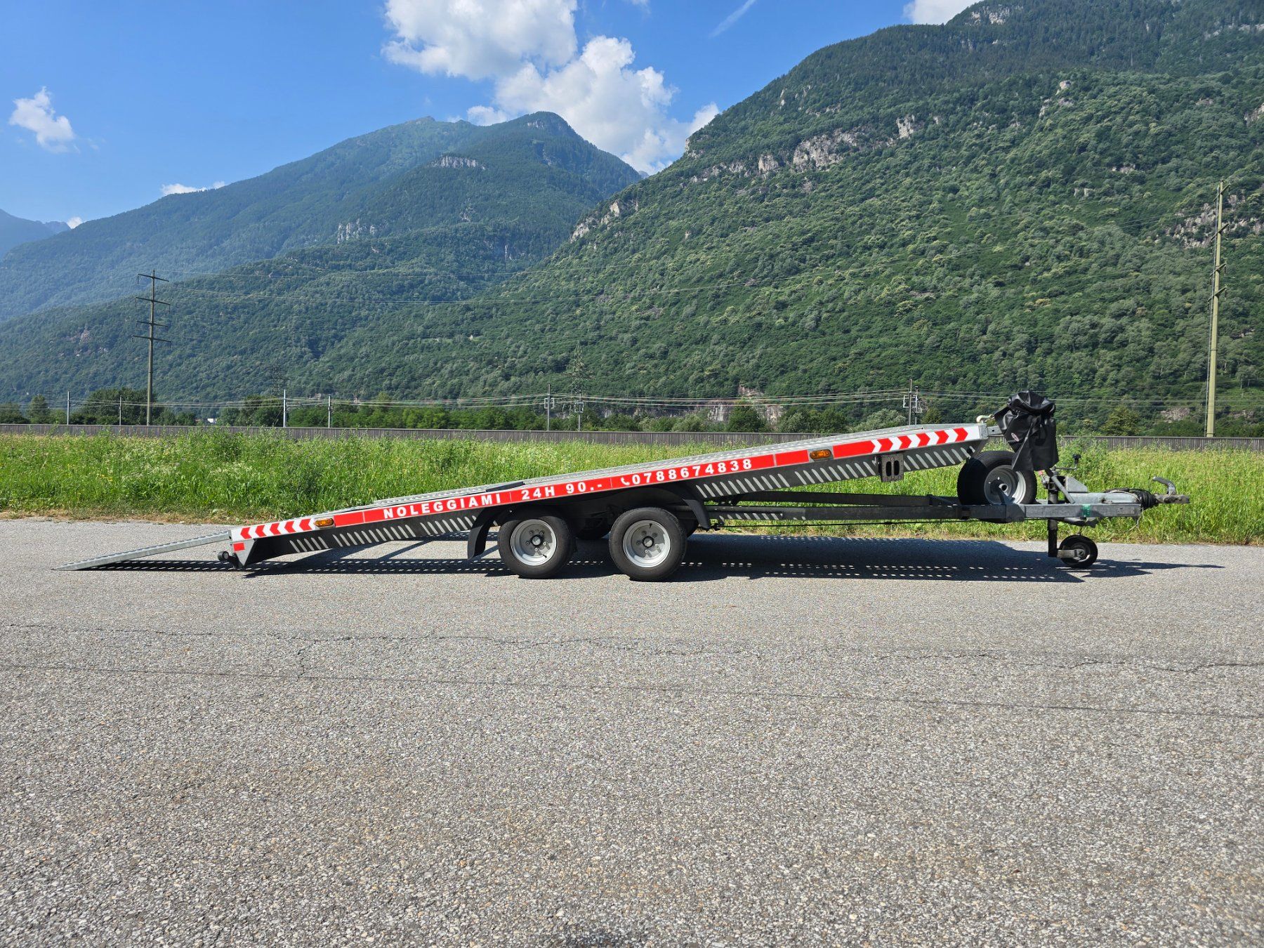 Lorries Anhänger: Noleggio Rimorchi – Gebraucht aus Biasca von mat_x8s9