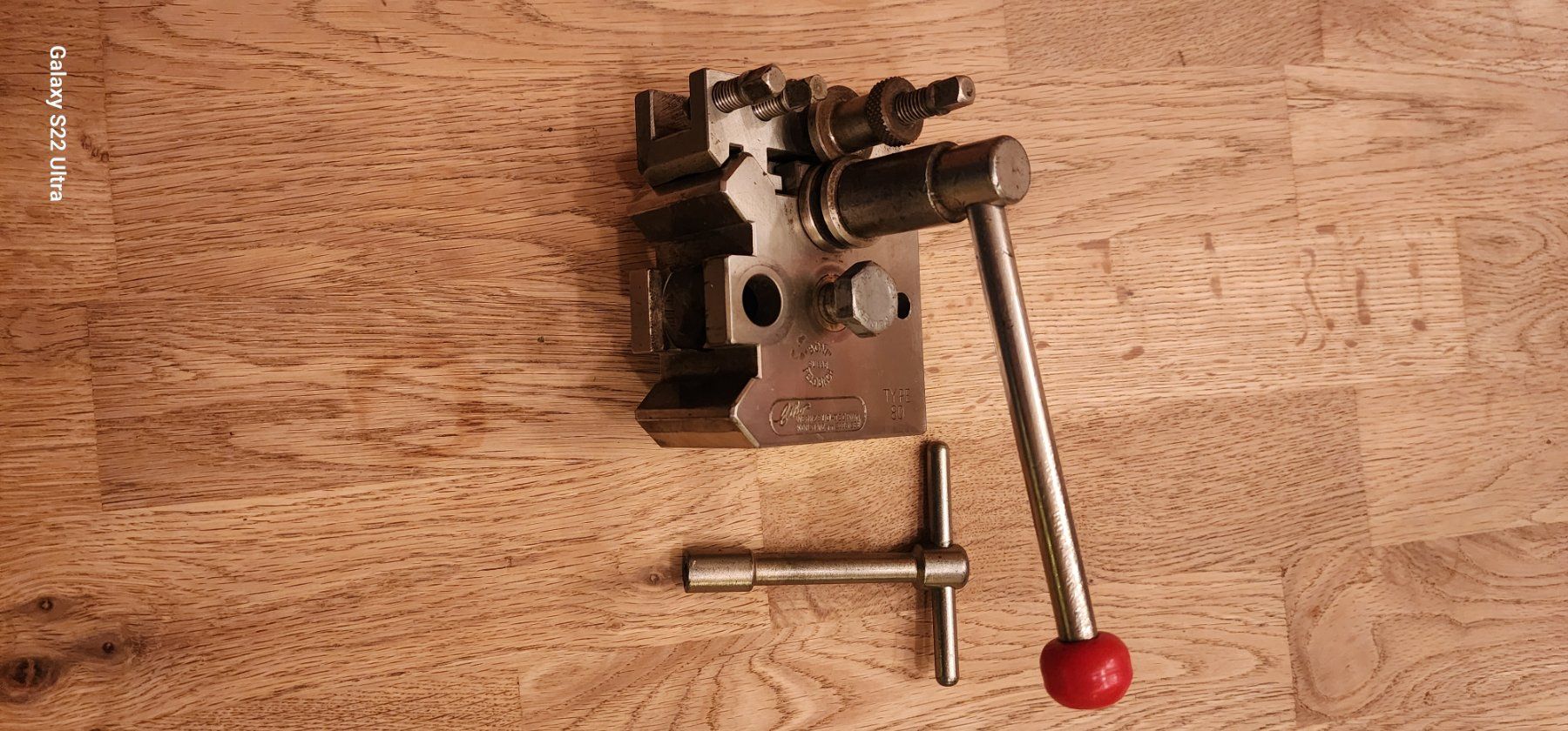 Alle Werkzeuge: Schnellwechsel Stahlhalter Böni Typ-80 – Gebraucht aus Hornussen von koleso83