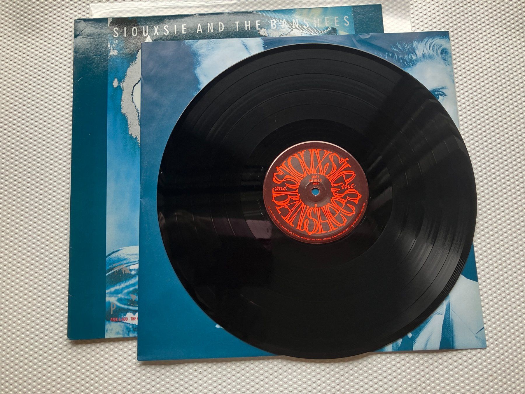 Dischi in vinile: Siouxsie And The Banshees – Usato da Aarwangen venduto da Jukebox3 5