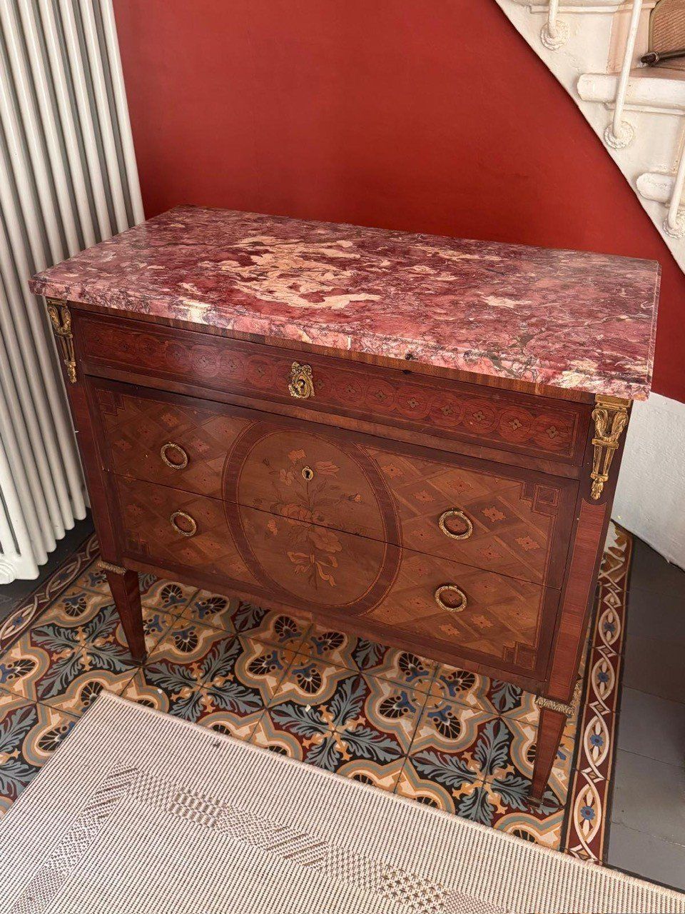 Cassettiere: Commode style Louis XVI – Usato da Lausanne venduto da jassounette01 1