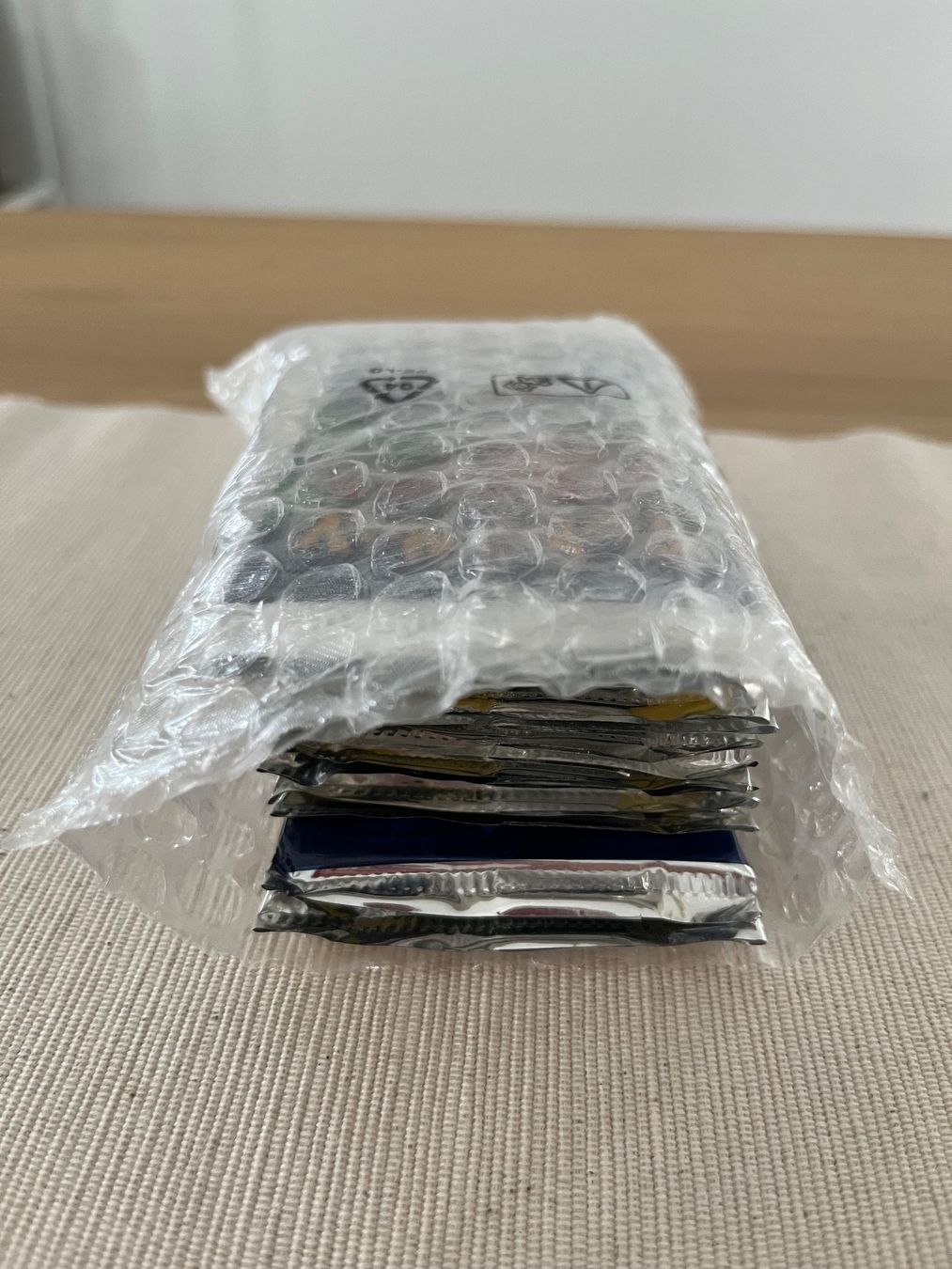 Pokémon Carte collezionabili: 12 boosters Pokémon 1st Edition Base Set scellés – Nuovo e nell'imballaggio originale da Fribourg venduto da Spicchio 9