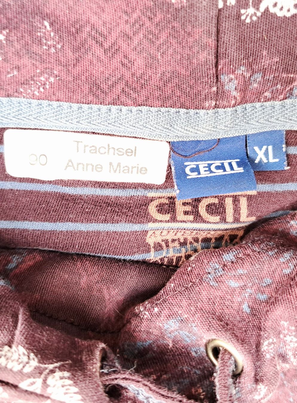 Pulls et sweat-shirts: Schöner Mädchenpullover Gr. 164 – D'occasion à Gysenstein par joshuas81 5