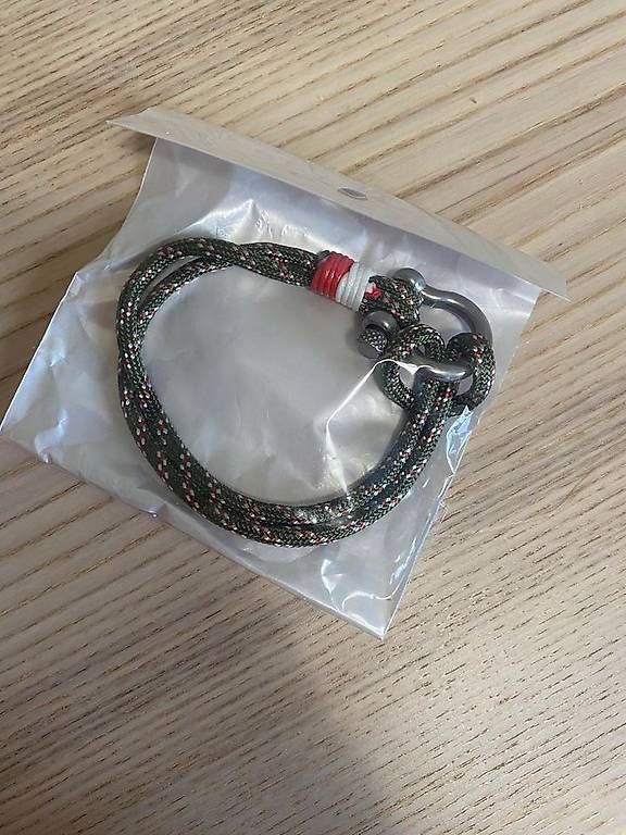 Bracciali & Braccialetti: Armband – Usato da Bern venduto da marijukas