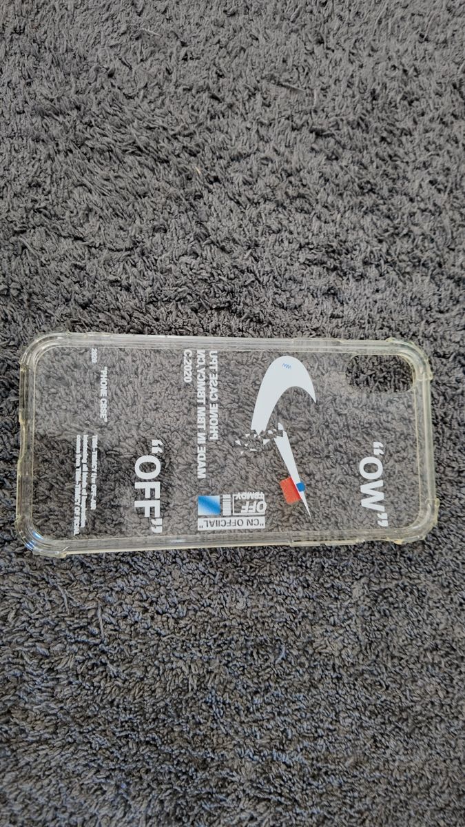 Coques & Protection écran: Coque d’iPhone X/XS OFF-White – Neuf (Voir description) à Denges par val_j8w7