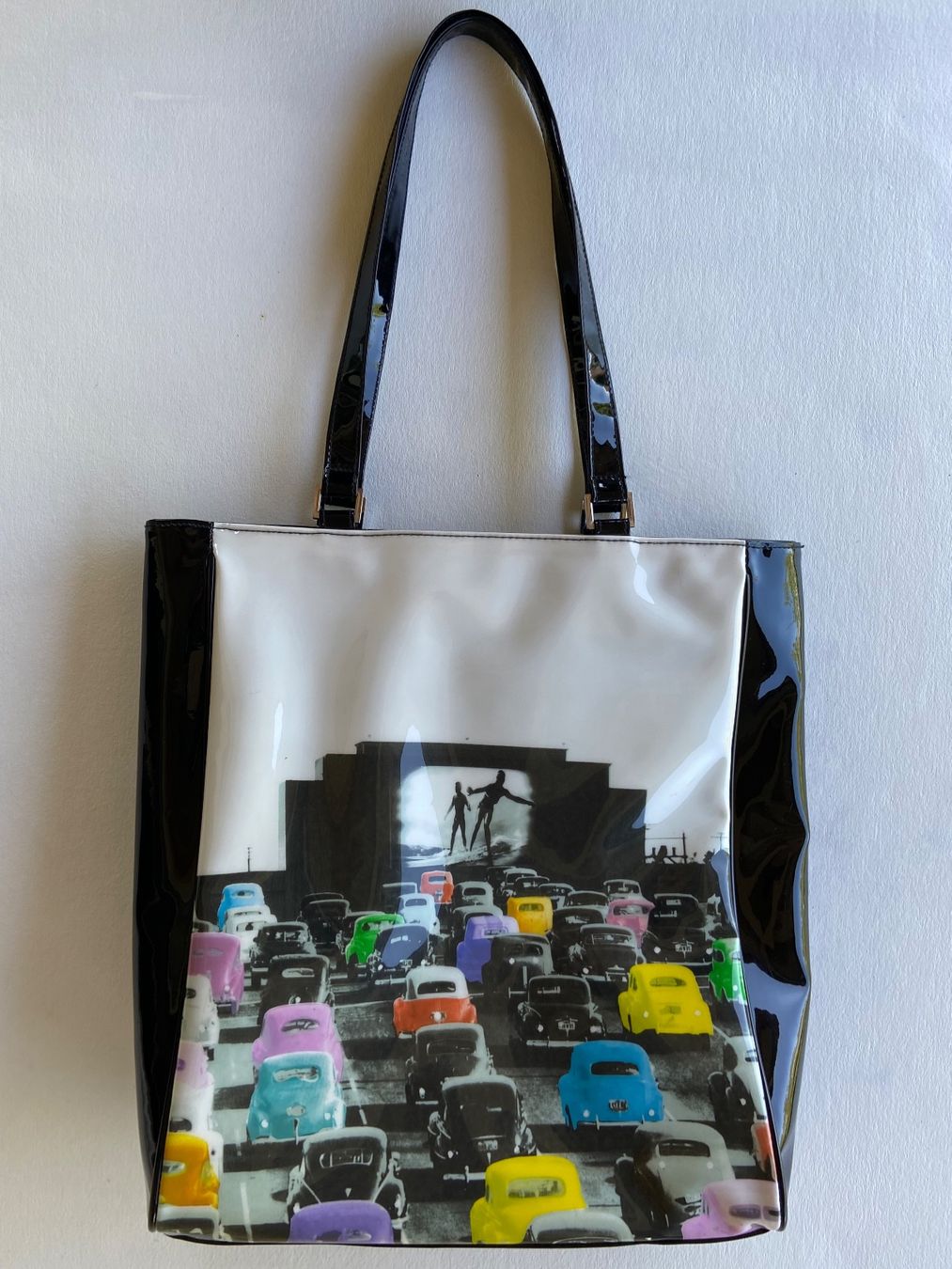 Zanotti Borse da donna: Lack-Handtasche, Motiv Autokino – Usato da Lenzburg venduto da Boffer1A