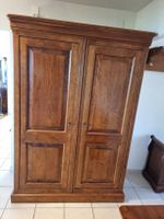 Armoire en merisier massif de style Louis-Philippe 