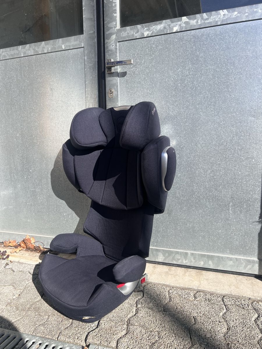Cybex Auto-Kindersitze: Cybex Solution – Gebraucht aus Bäretswil von handfescht