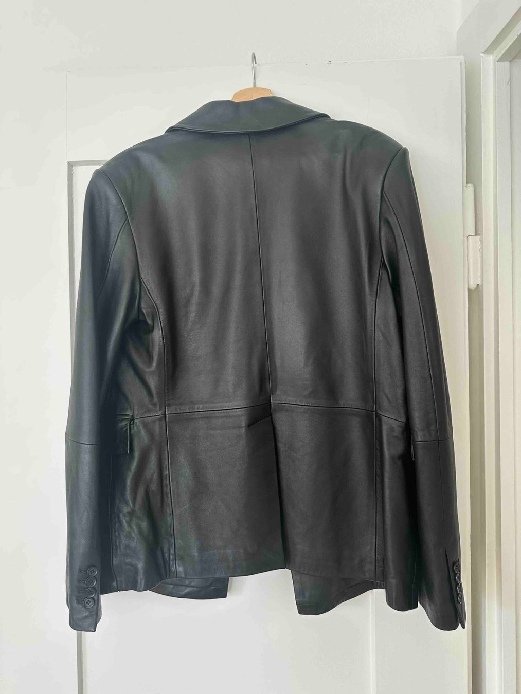 Giacche: Lou Lou Studio Black Leather Blazer – Nuovo (secondo la descrizione) da Zürich venduto da ele_nd88 2