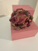 Bracelet bohème vintage avec pierres roses et dorées!