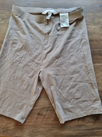 Kurze Radlerhose beige 