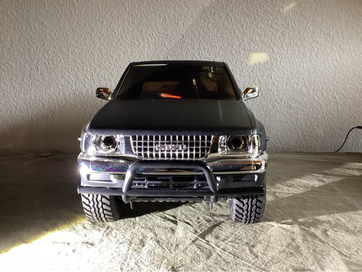 Tamiya Modellismo RC: RC Auto Isuzu Mu – Usato da Eggiwil venduto da M8Black 1