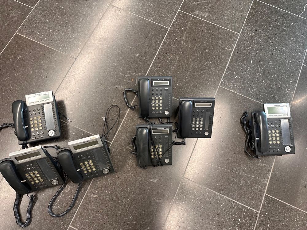 Panasonic Telefoni: Panasonic KX-DT321 Tischtelefon – Usato da Schongau venduto da Retro_Shop